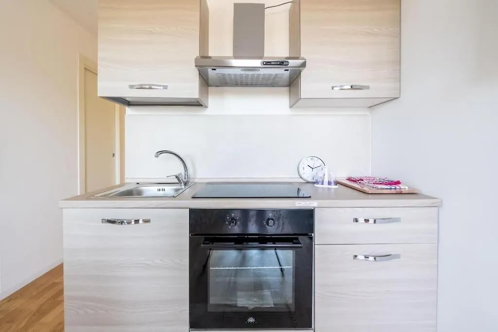 Dimora Anna - Exclusive Sea Loft Apartment Bari Italy